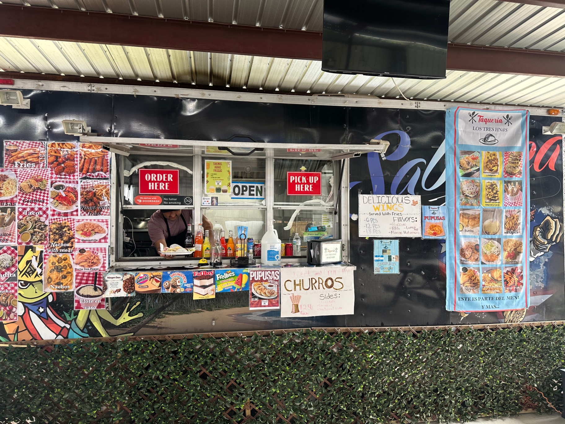 Taqueria Los Tres Hn@s